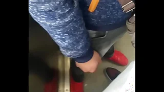 Agarrón de verga en el metro cdmx